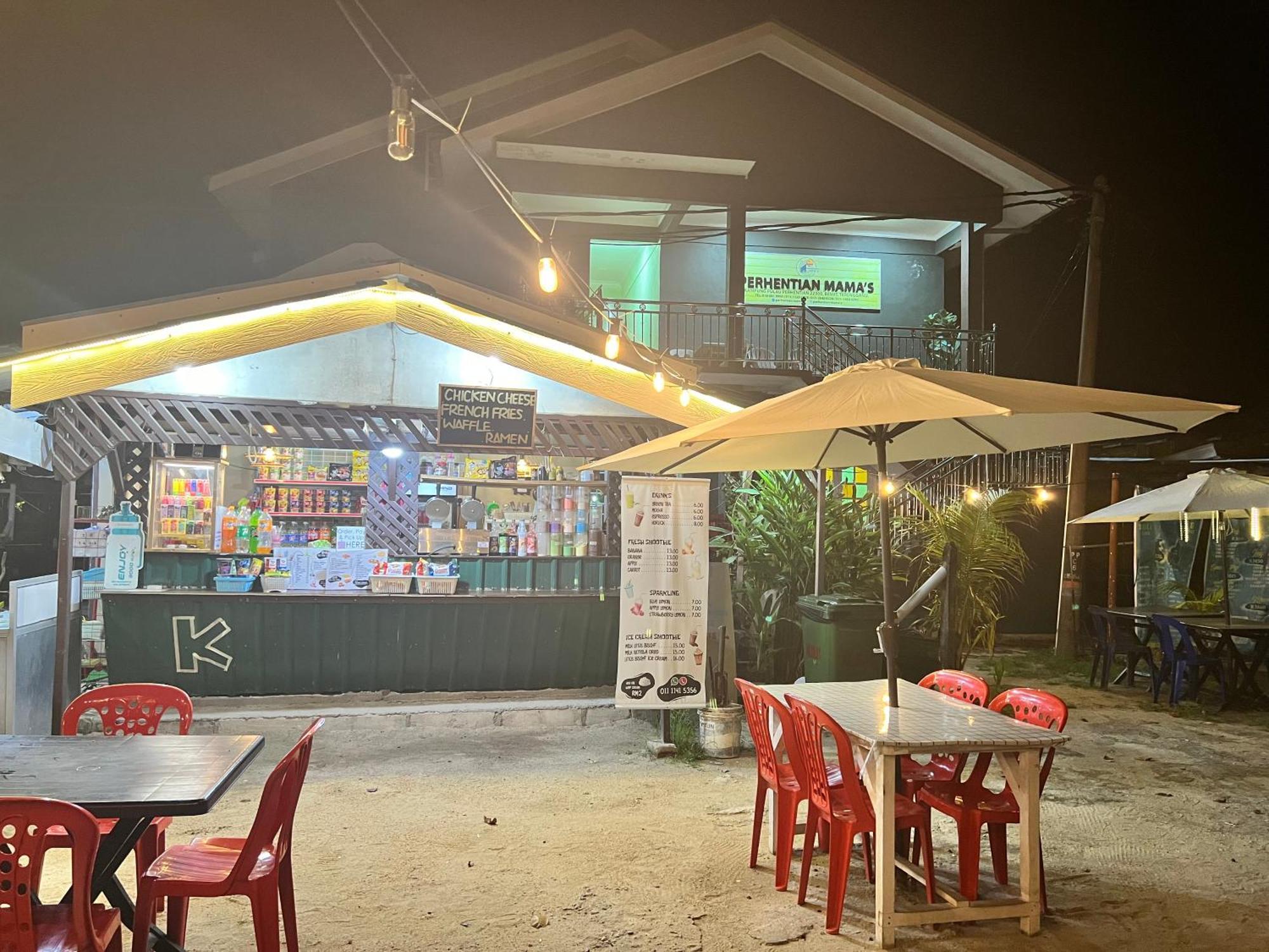 Perhentian Mama'S Hotell Kampong Pasir Hantu Exteriör bild