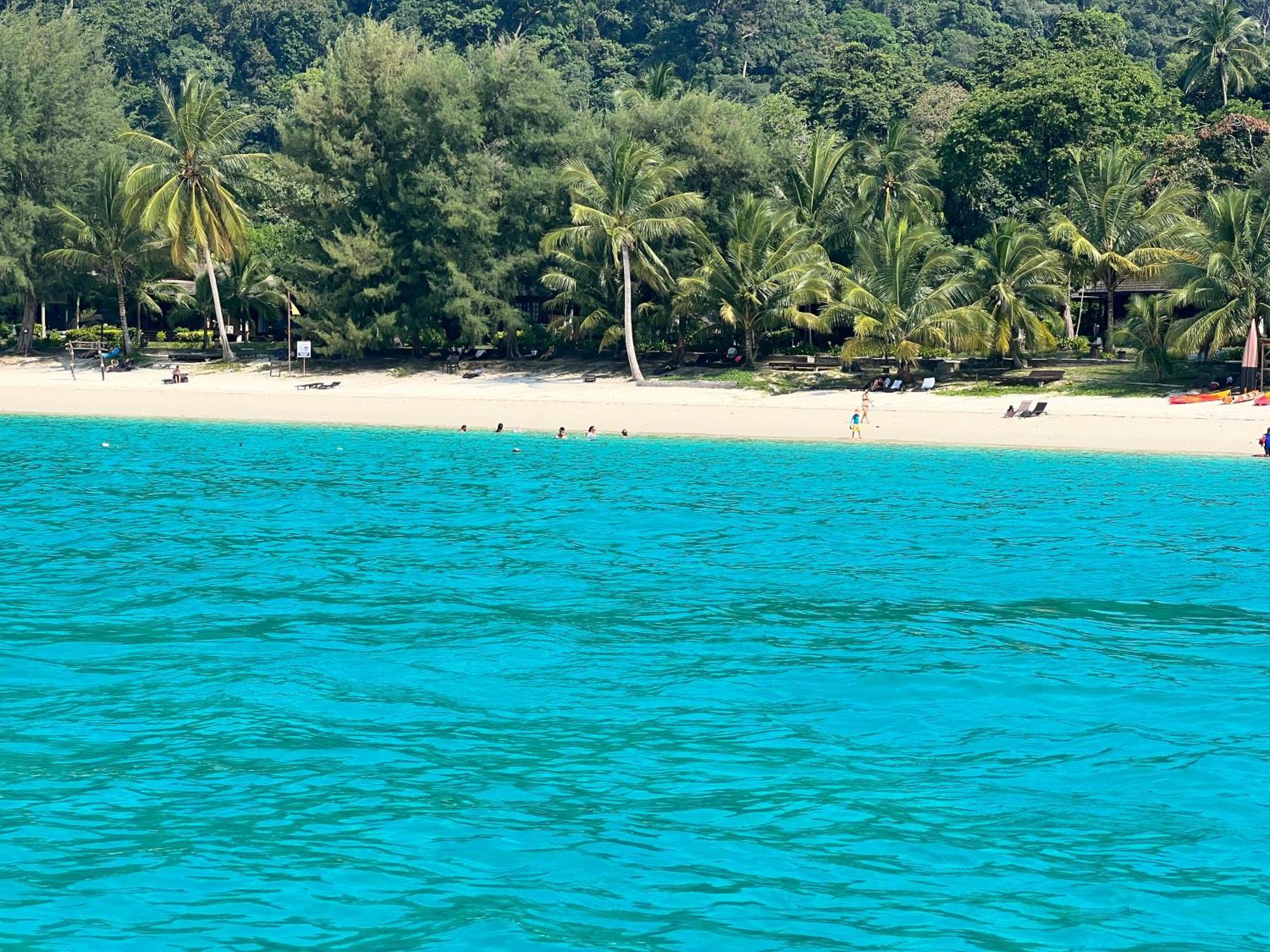 Perhentian Mama'S Hotell Kampong Pasir Hantu Exteriör bild