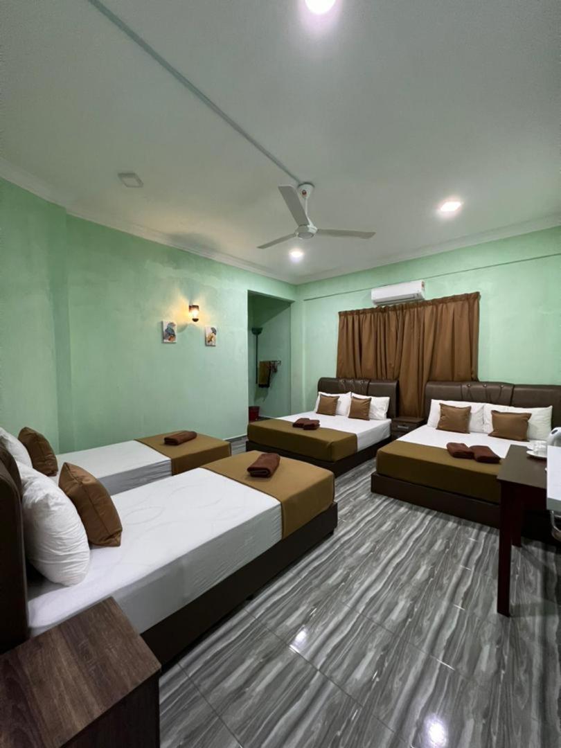 Perhentian Mama'S Hotell Kampong Pasir Hantu Exteriör bild
