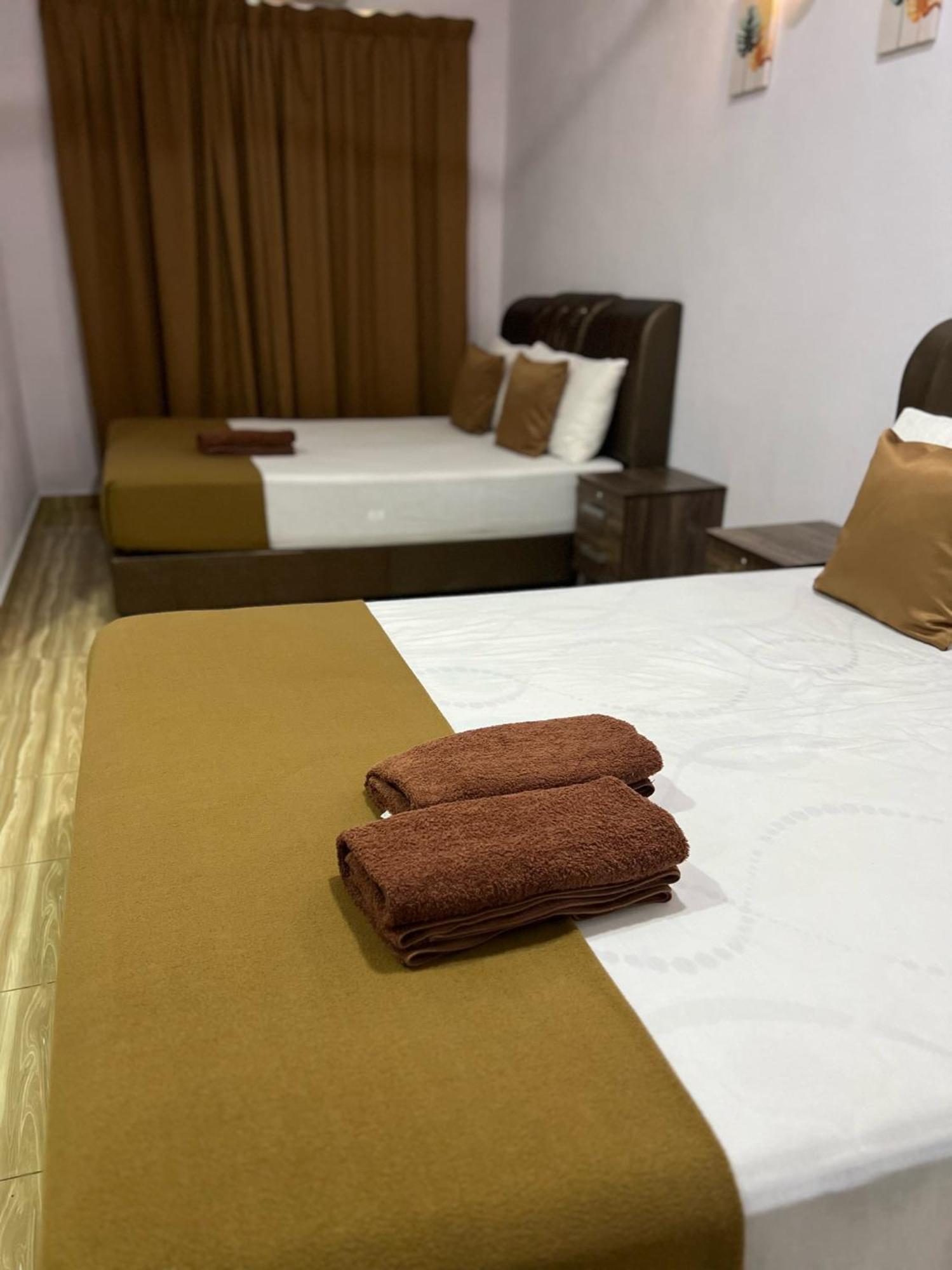Perhentian Mama'S Hotell Kampong Pasir Hantu Exteriör bild