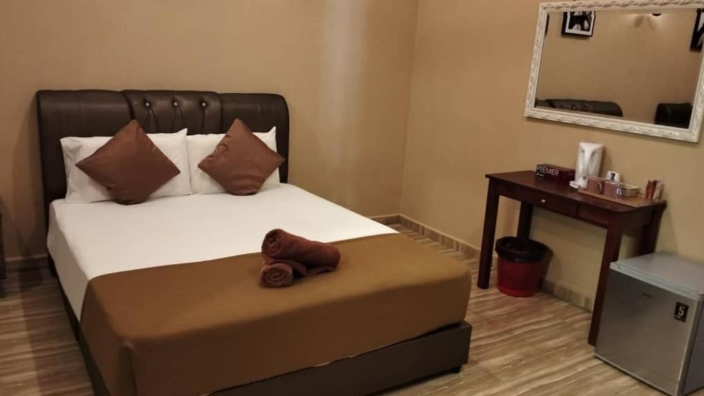 Perhentian Mama'S Hotell Kampong Pasir Hantu Exteriör bild